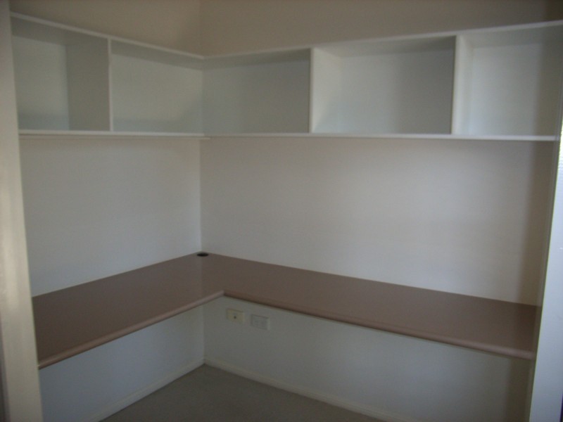 2/244 Mackenzie Street, Rangeville QLD 4350