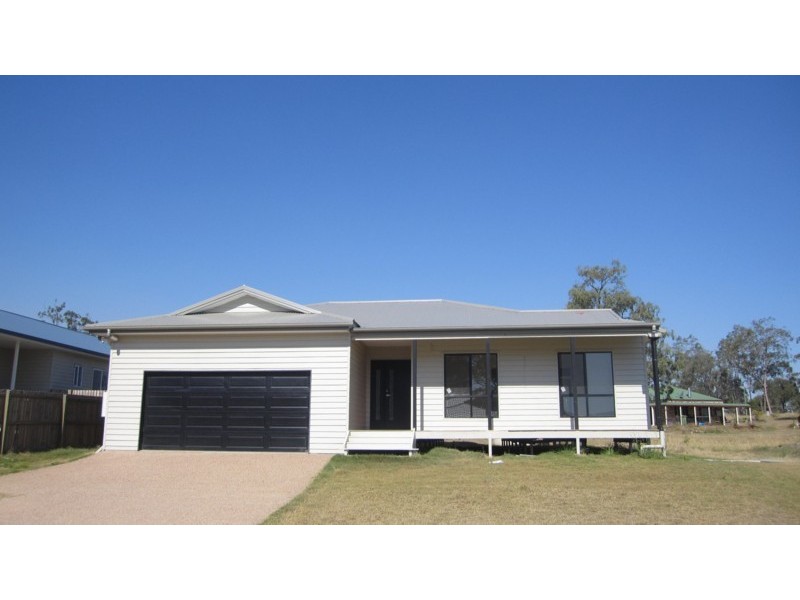 8 Carly Drive, Helidon QLD 4344