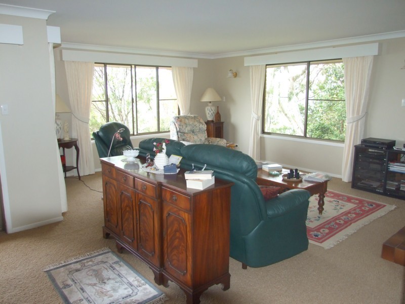 32 Katoomba Crescent, Prince Henry Heights QLD 4350