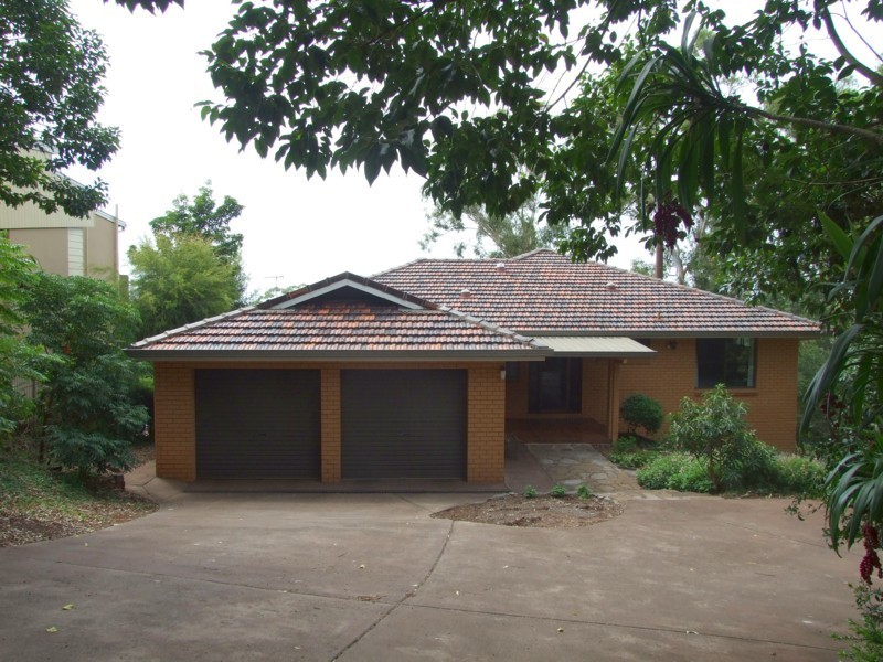32 Katoomba Crescent, Prince Henry Heights QLD 4350