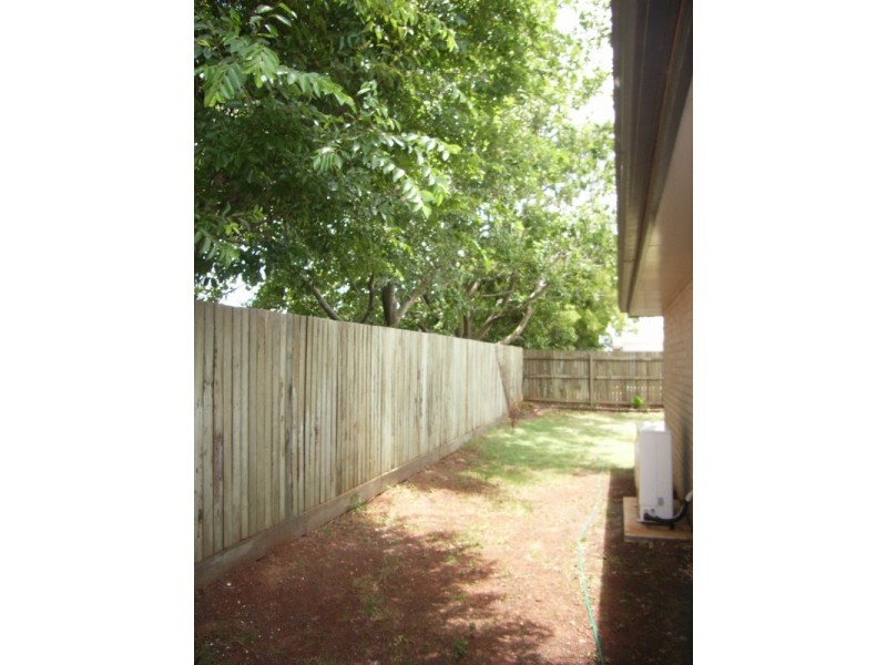 13 Nash Drive, Glenvale QLD 4350