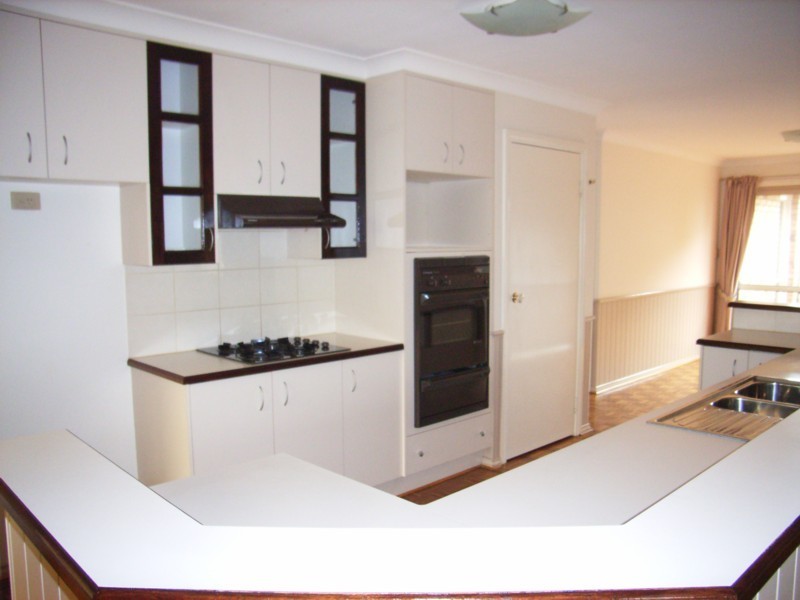 13 Shamrock Court, Middle Ridge QLD 4350