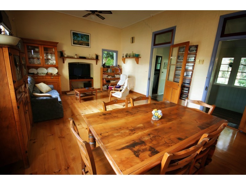 15 Boulton Terrace, Toowoomba QLD 4350
