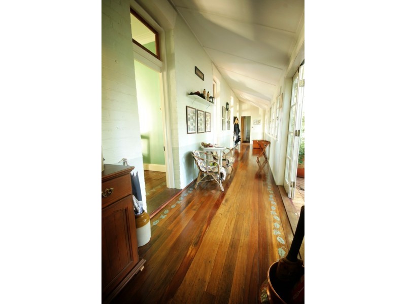 15 Boulton Terrace, Toowoomba QLD 4350