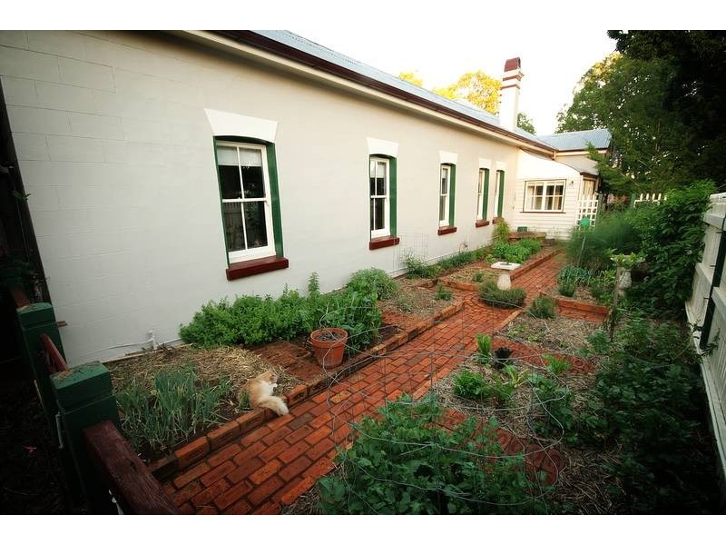15 Boulton Terrace, Toowoomba QLD 4350