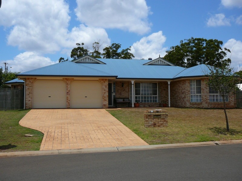 13 Winton Court, Middle Ridge QLD 4350