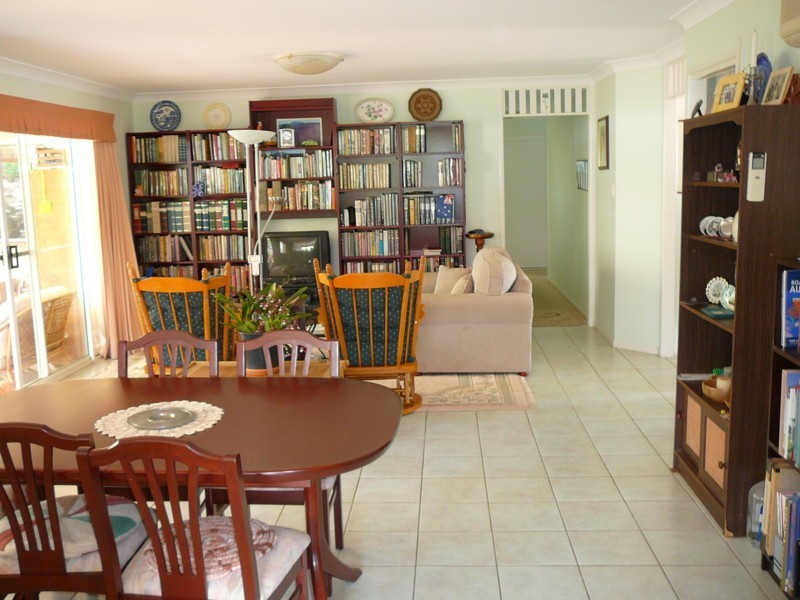 13 Winton Court, Middle Ridge QLD 4350