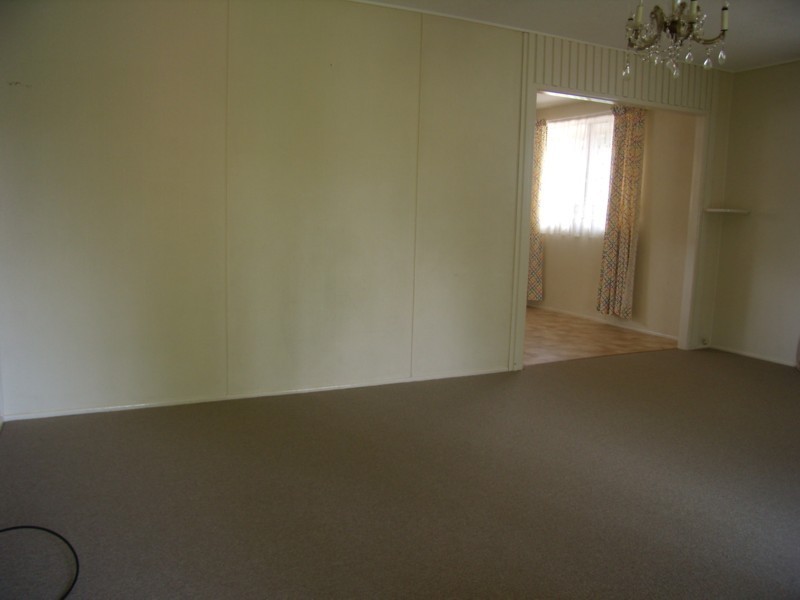 9 Coates Street, Kearneys Spring QLD 4350