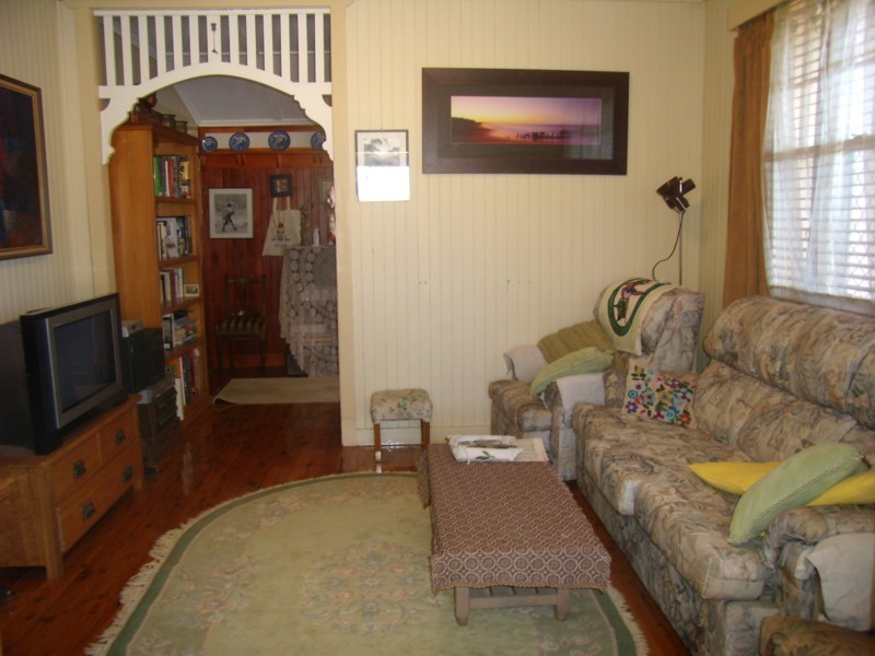 30 Seaton Street, South Toowoomba QLD 4350