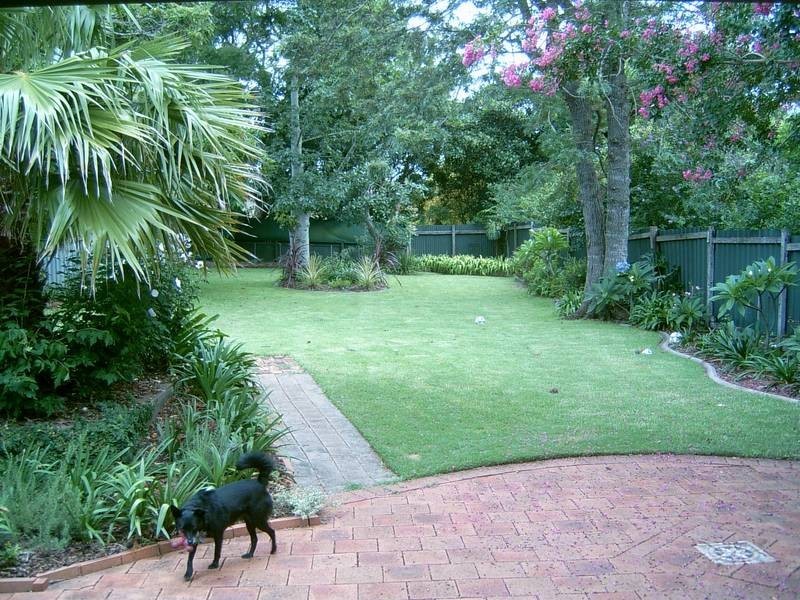 20 Mary Street, Mount Lofty QLD 4350