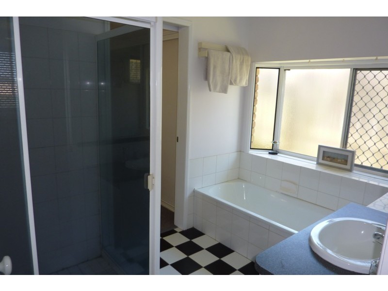 5 Bowden Court, Darling Heights QLD 4350