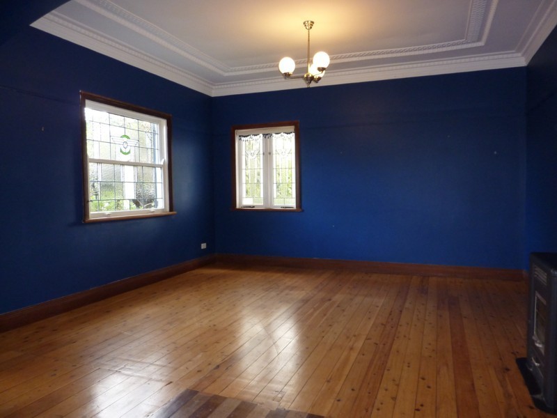 Mount Lofty QLD 4350