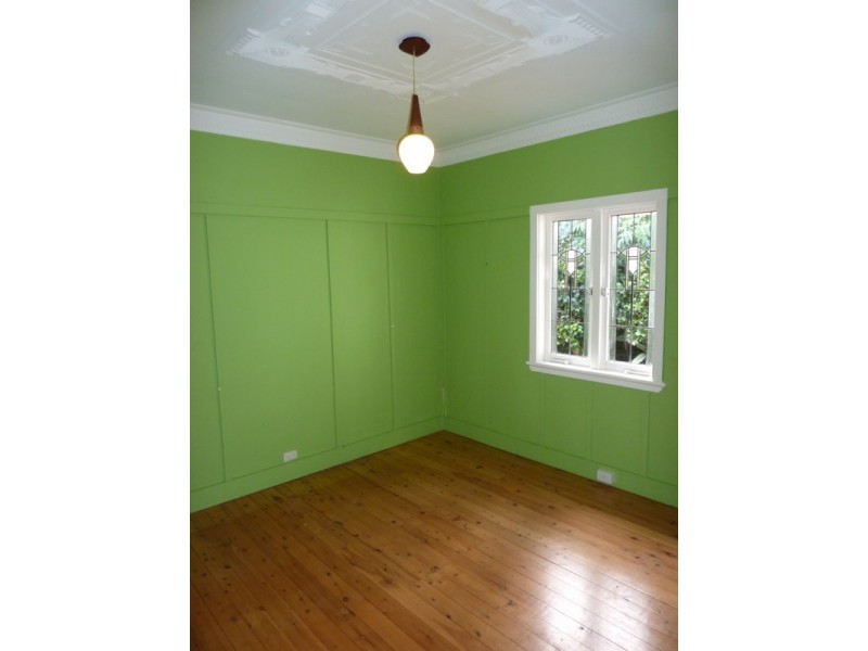 Mount Lofty QLD 4350