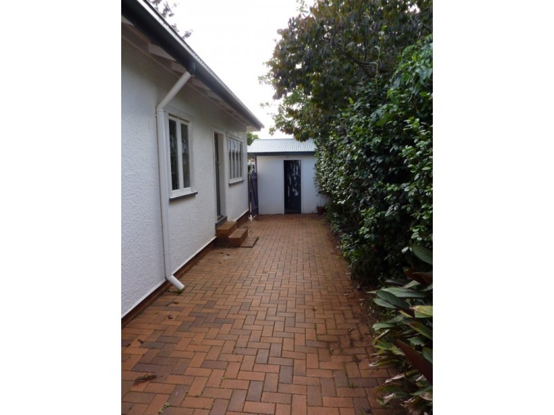 Mount Lofty QLD 4350