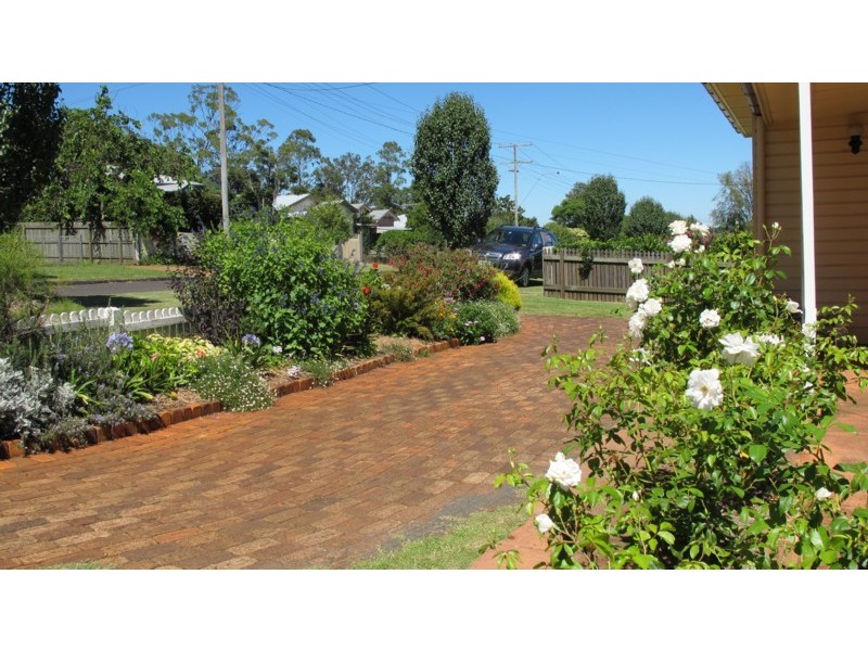 1 Dunmore Street, East Toowoomba QLD 4350