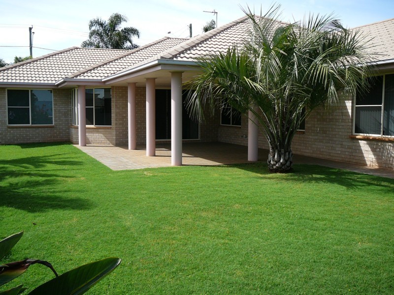 373 Mackenzie Street, Middle Ridge QLD 4350