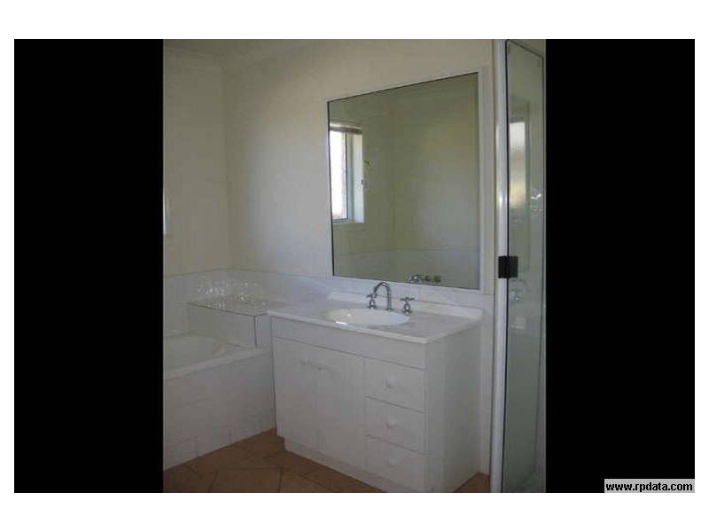 15 Uniplaza Court, Kearneys Spring QLD 4350