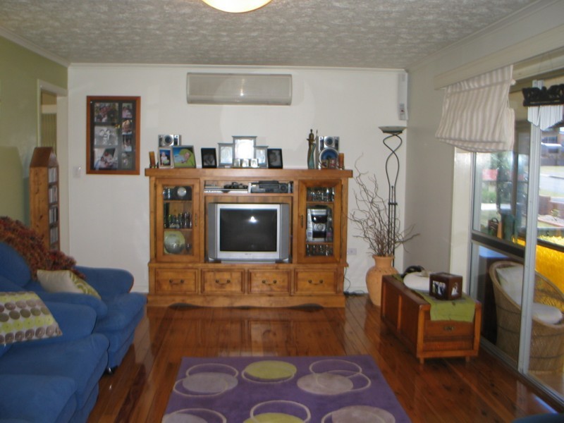 17 Tara Street, Wilsonton QLD 4350