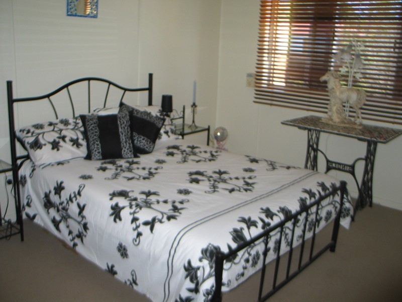 17 Tara Street, Wilsonton QLD 4350