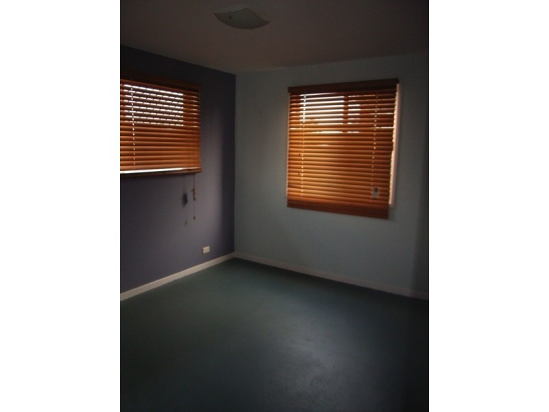 1/4 Florence Street, Harristown QLD 4350