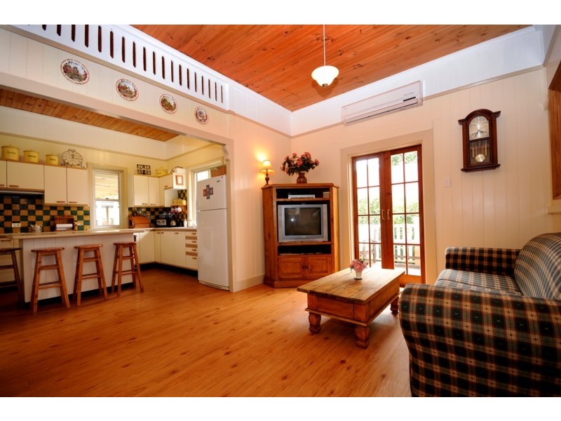 3 Jarrah Street, East Toowoomba QLD 4350