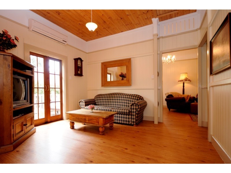 3 Jarrah Street, East Toowoomba QLD 4350