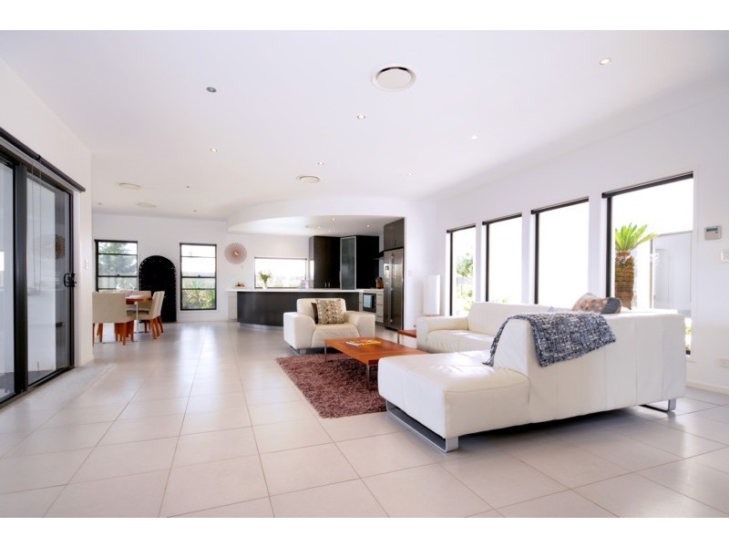 Middle Ridge QLD 4350