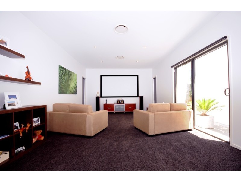 Middle Ridge QLD 4350