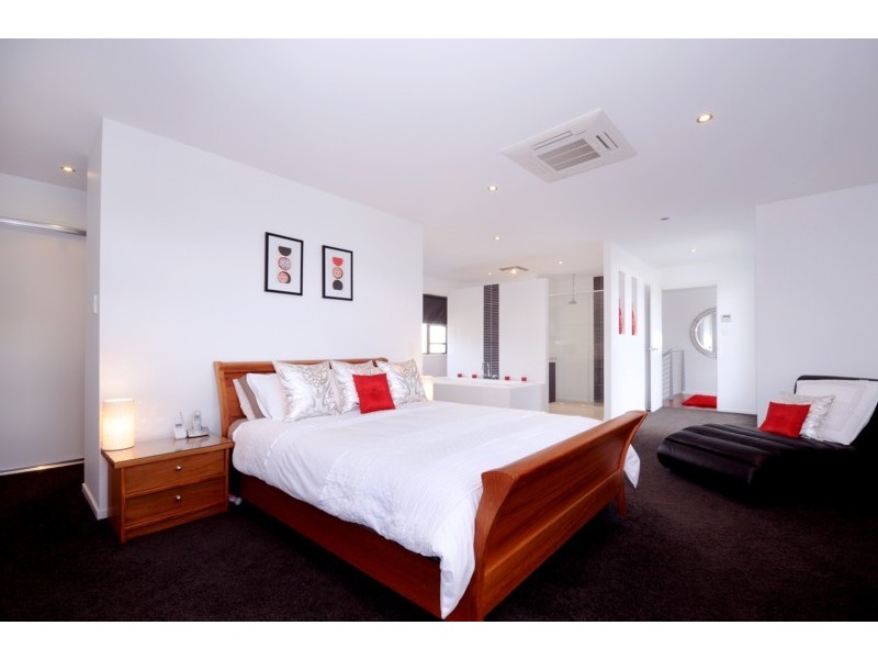 Middle Ridge QLD 4350