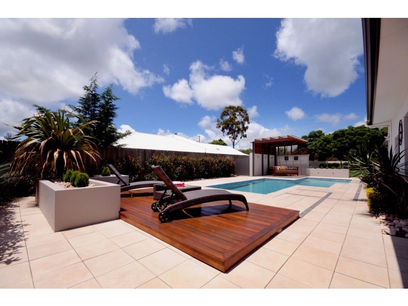 Middle Ridge QLD 4350