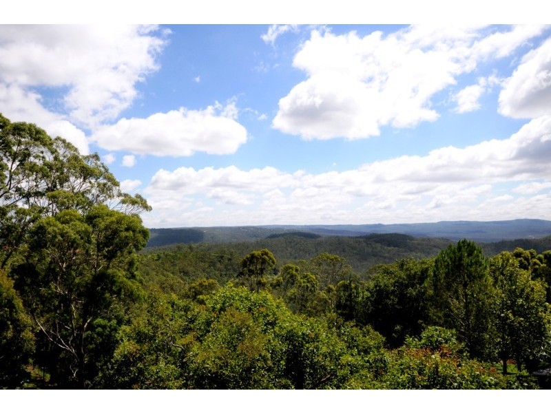 22 Rangeview Road, Blue Mountain Heights QLD 4350