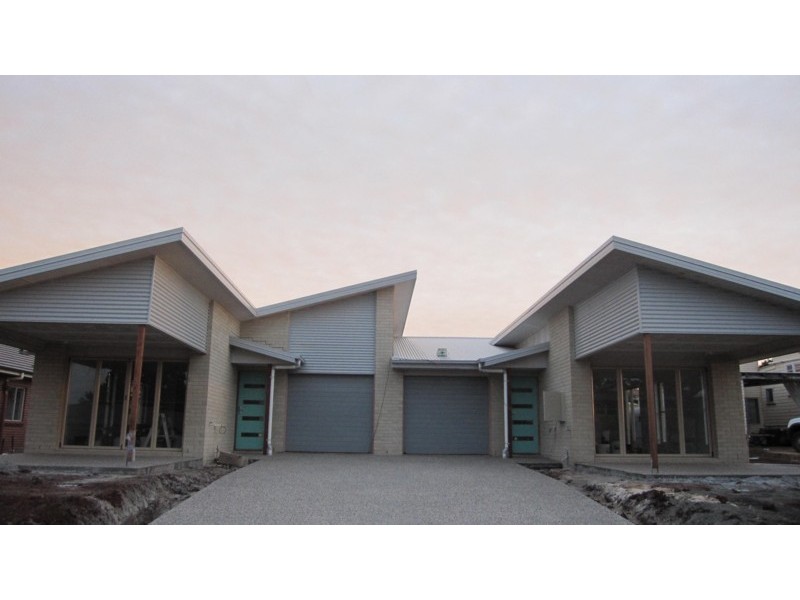 6 Bridget Court, Middle Ridge QLD 4350