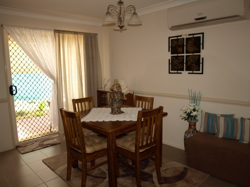 1/2b Llewellyn Street, Centenary Heights QLD 4350