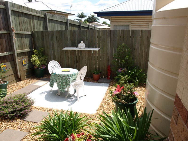 1/2b Llewellyn Street, Centenary Heights QLD 4350