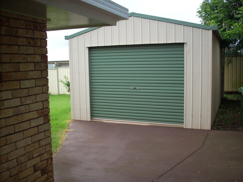 12 Jennifer Crescent, Darling Heights QLD 4350