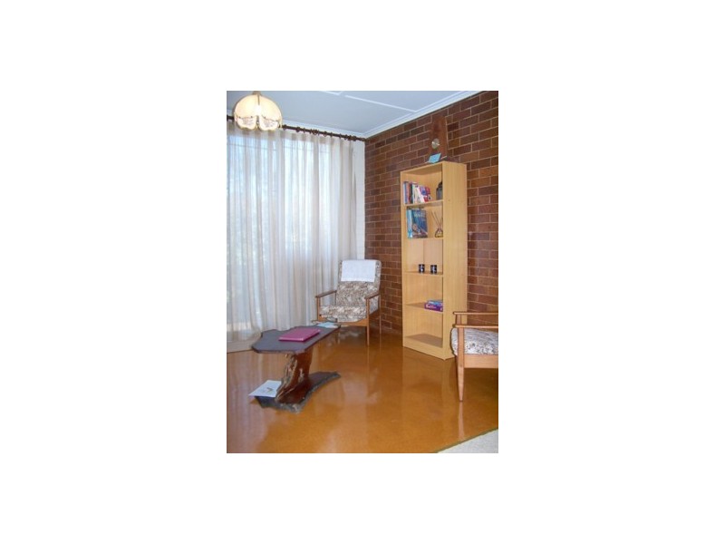 227A West Street, Harristown QLD 4350