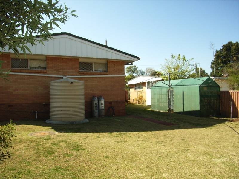 143 Curzon Street, Rangeville QLD 4350