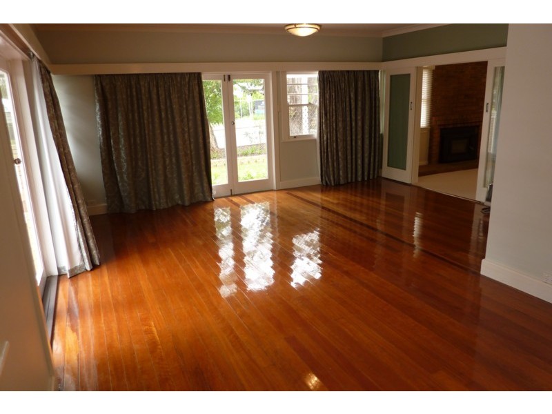 6 Campbell Street, East Toowoomba QLD 4350