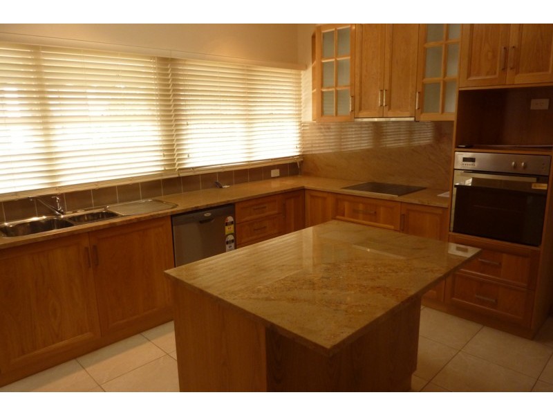 6 Campbell Street, East Toowoomba QLD 4350