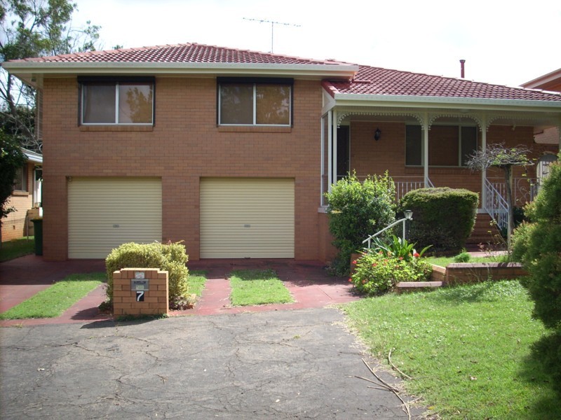 7 Maker Street, Rangeville QLD 4350