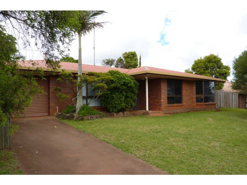 14 Kurrajong Street, Newtown QLD 4350