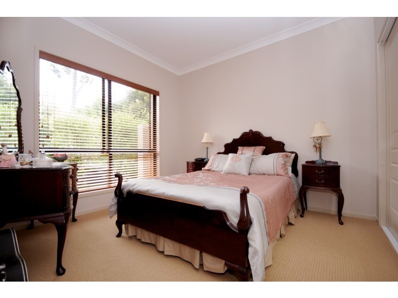 93 Spring Street, Middle Ridge QLD 4350