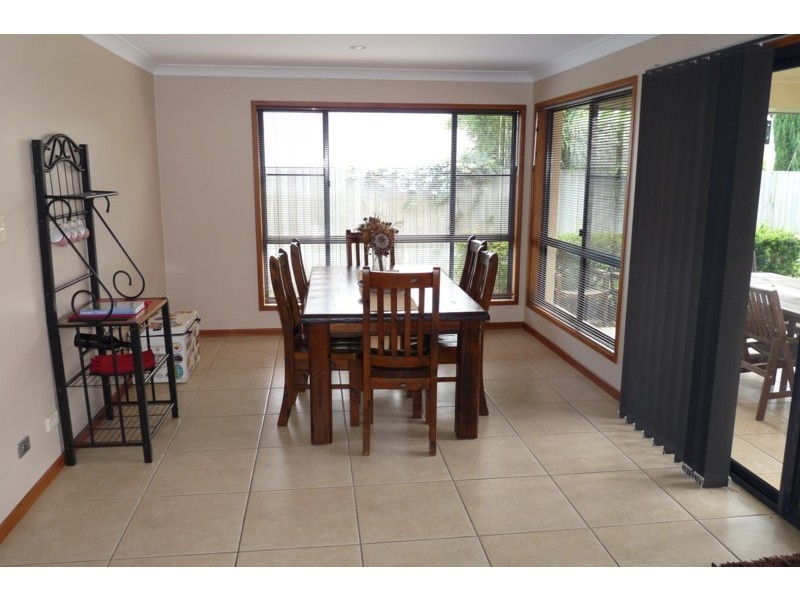 15 Fadden Crescent, Middle Ridge QLD 4350