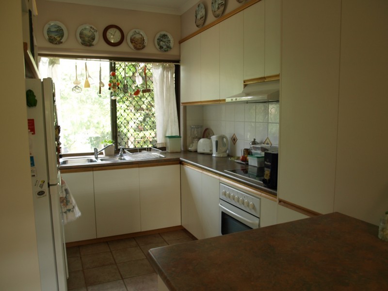 8599 New England Highway, Hampton QLD 4352