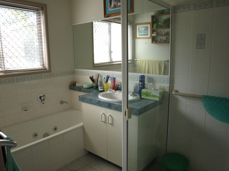 8599 New England Highway, Hampton QLD 4352