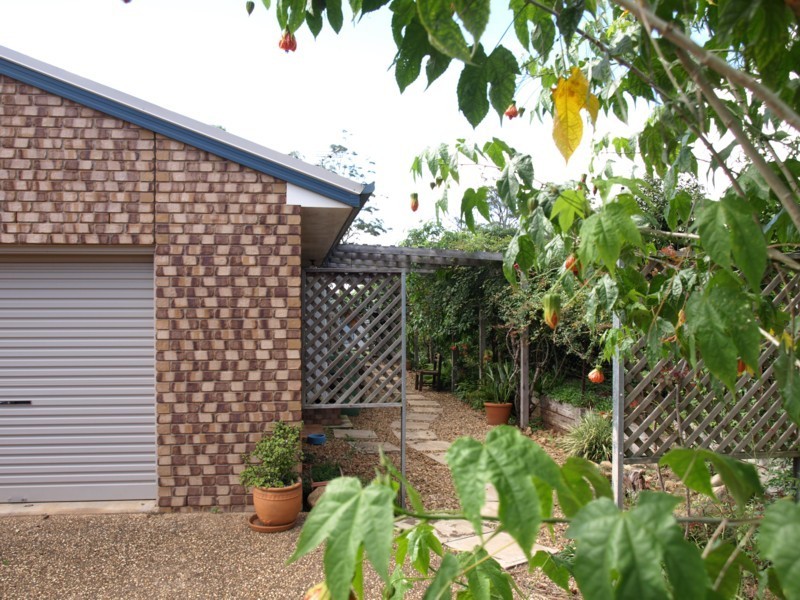 8599 New England Highway, Hampton QLD 4352