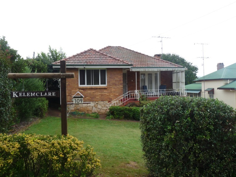 109 Long Street, South Toowoomba QLD 4350