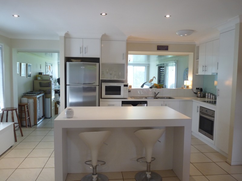 10 Claire Street, Centenary Heights QLD 4350