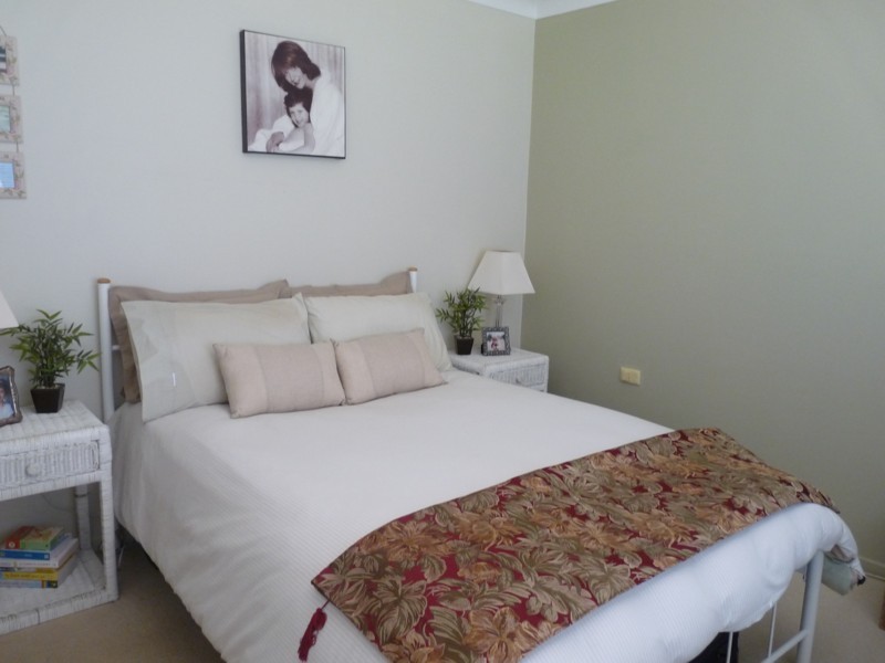 10 Claire Street, Centenary Heights QLD 4350