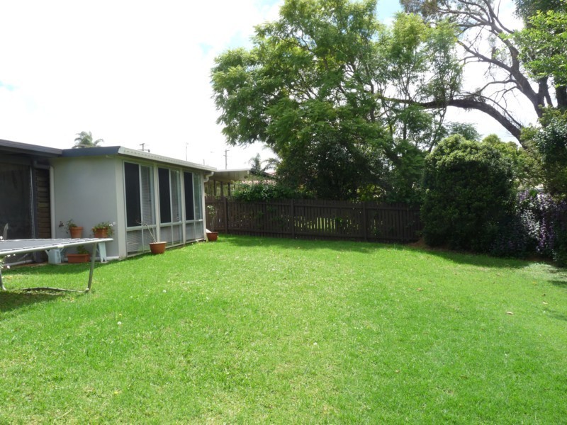 10 Claire Street, Centenary Heights QLD 4350
